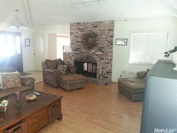 4th image of 4860 N Granada Ct
