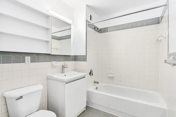 Rented by Corcoran | media 11