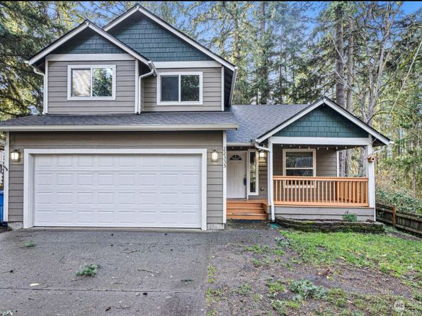 22335 Glenview Ct SE