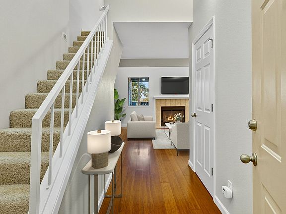5th image of 10186 SE Talbert St