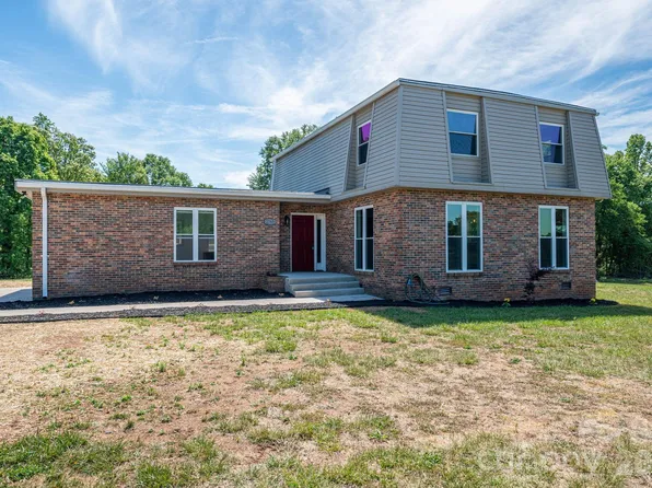 2765 S Lafayette St, Shelby, NC 28152