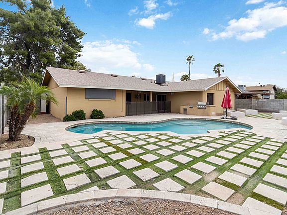 Diving Pool with Fenced Yard