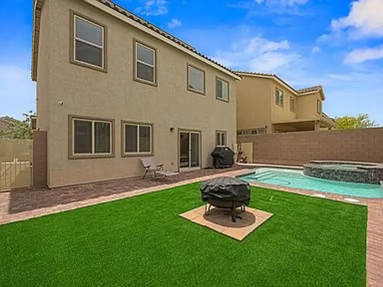 9122 Island Wolf Ave — Photo 28