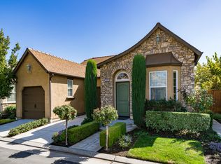 3624 Trenton Ln, Clovis, CA 93619