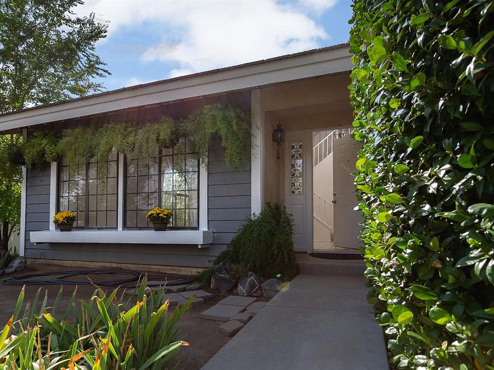 2nd image of 13631 Mica Ave