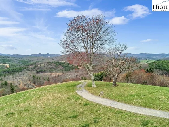 000 Little Peak Creek Road, Jefferson, NC 28640