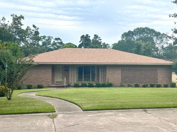 1706 W Block St, El Dorado, AR 71730