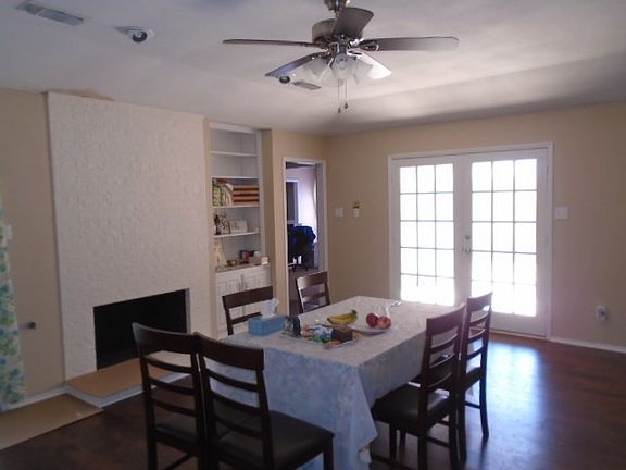 4th image of 3614 Driftwood Dr