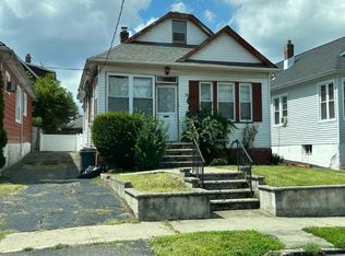 124 E 30th St, Paterson, NJ 07514