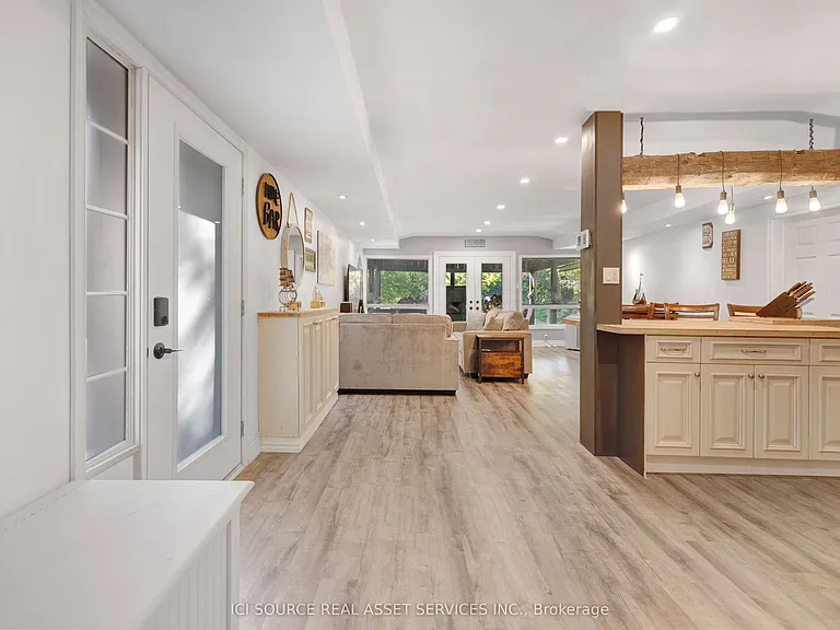 3526 Monck Rd — Photo 4