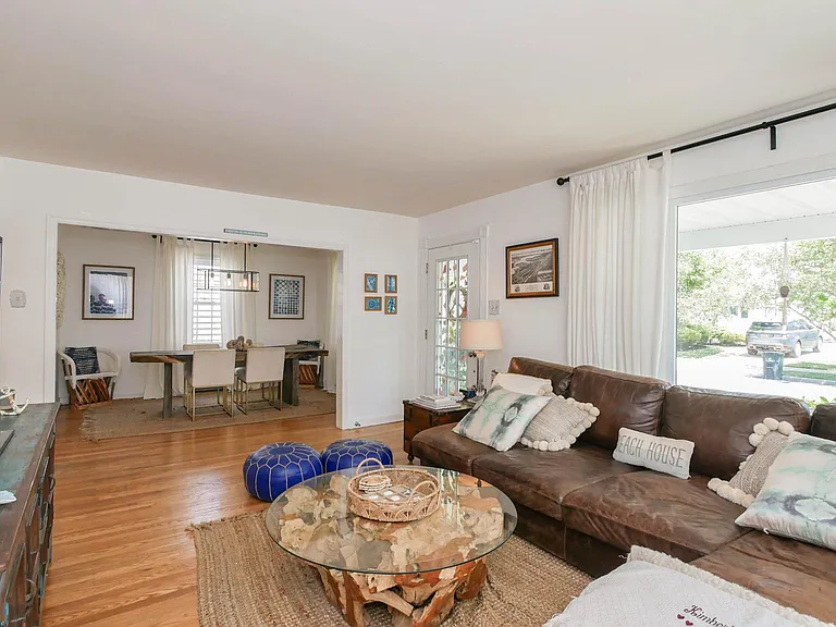 110 N Pembroke Ave — Photo 8