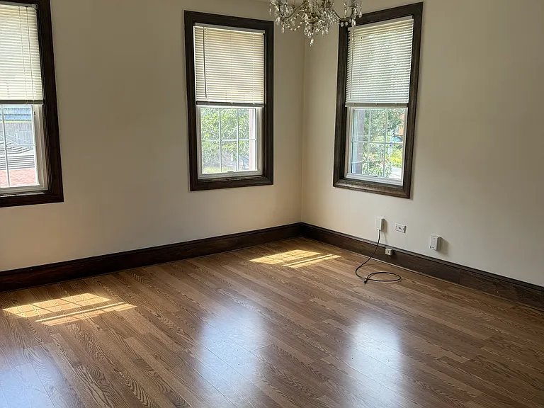 4123 Connecticut Ave NW — Photo 2