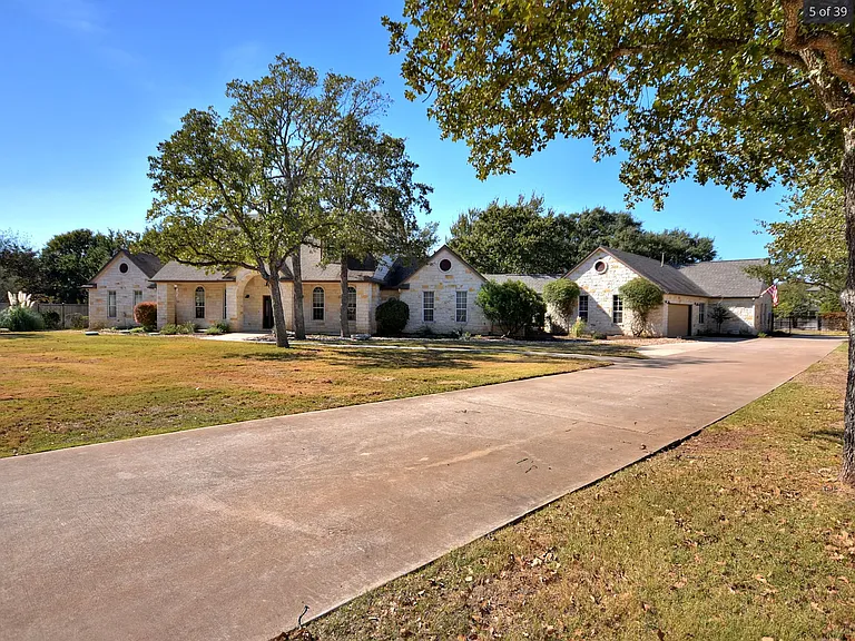 140 Oak Plaza Dr — Photo 3