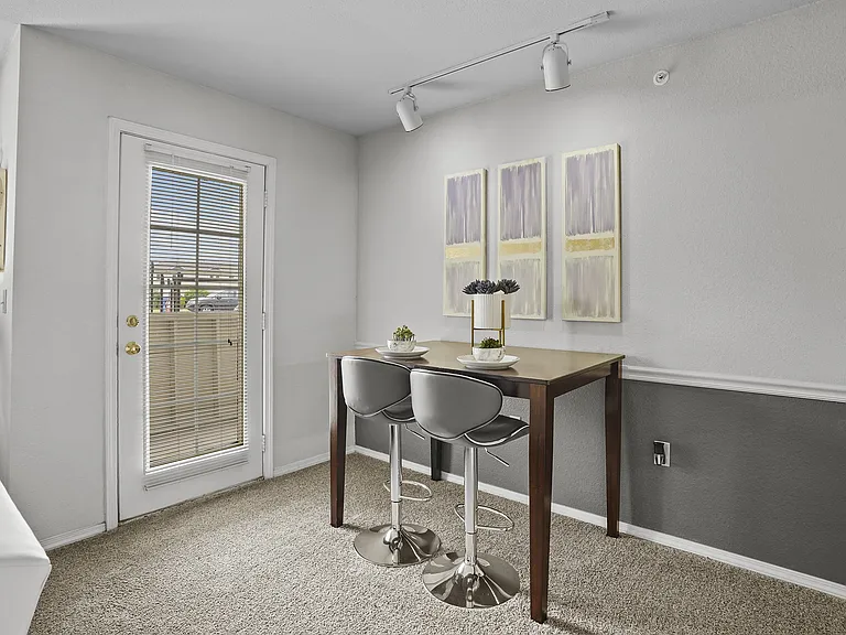 Remington Wichita Apts. — Photo 24