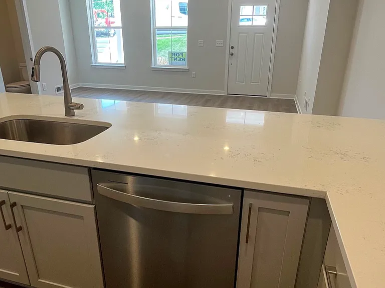 856 Graphite Dr — Photo 9