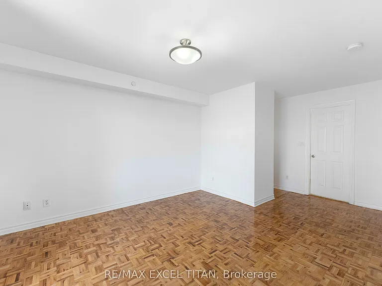 1407 Dupont St #309 — Photo 7