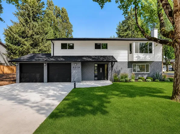 9270 149th St, Surrey, BC V3R 7B3
