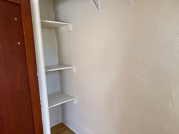5th image of 390 Newport Ave #394