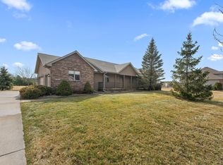 5005 W 152nd Ct, Crown Pt, IN 46307