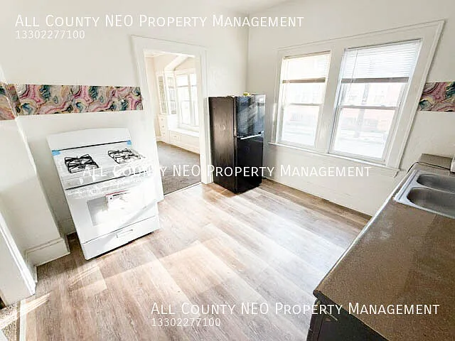 2-bed, 1-bath home located in the Mt. Pleasant neighborhood! — Photo 3