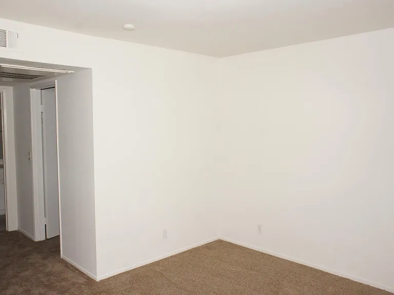 410 S Clementine St #106 — Photo 26