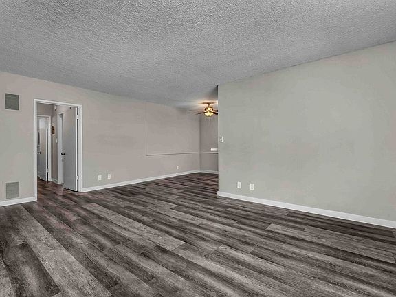 3rd image of 4926 August St APT 3