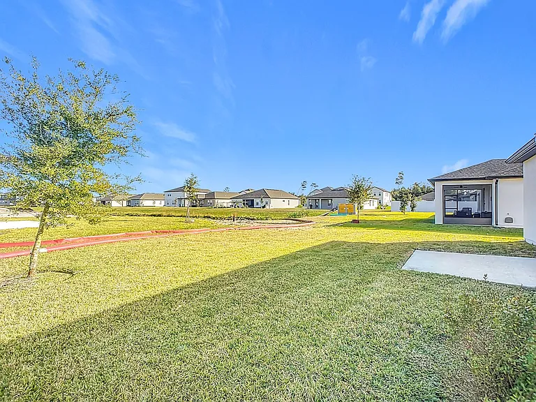 1317 Sterling Pointe Dr — Photo 25