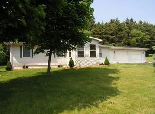 W2238 Spring Lake Rd, Markesan, WI 53946