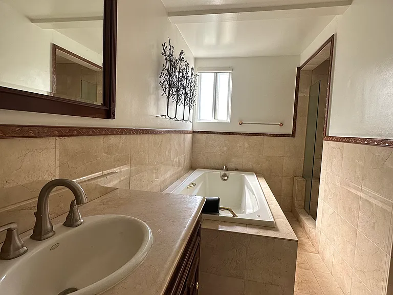 1223 Berkeley St #HOUSE — Photo 7