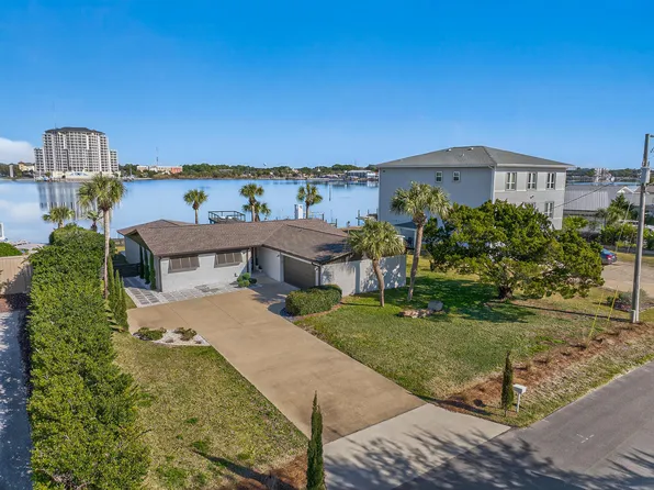 717 Sailfish Dr, Fort Walton Beach, FL 32548