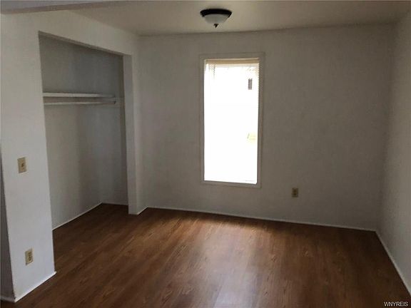 2nd image of 632 Garden Ave
