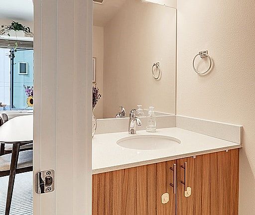 2nd Floor Half Bathroom