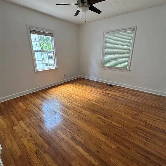 1441 Meridian St SE — Photo 18