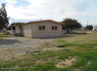 16030 S Apache Dr, Mayer, AZ 86333
