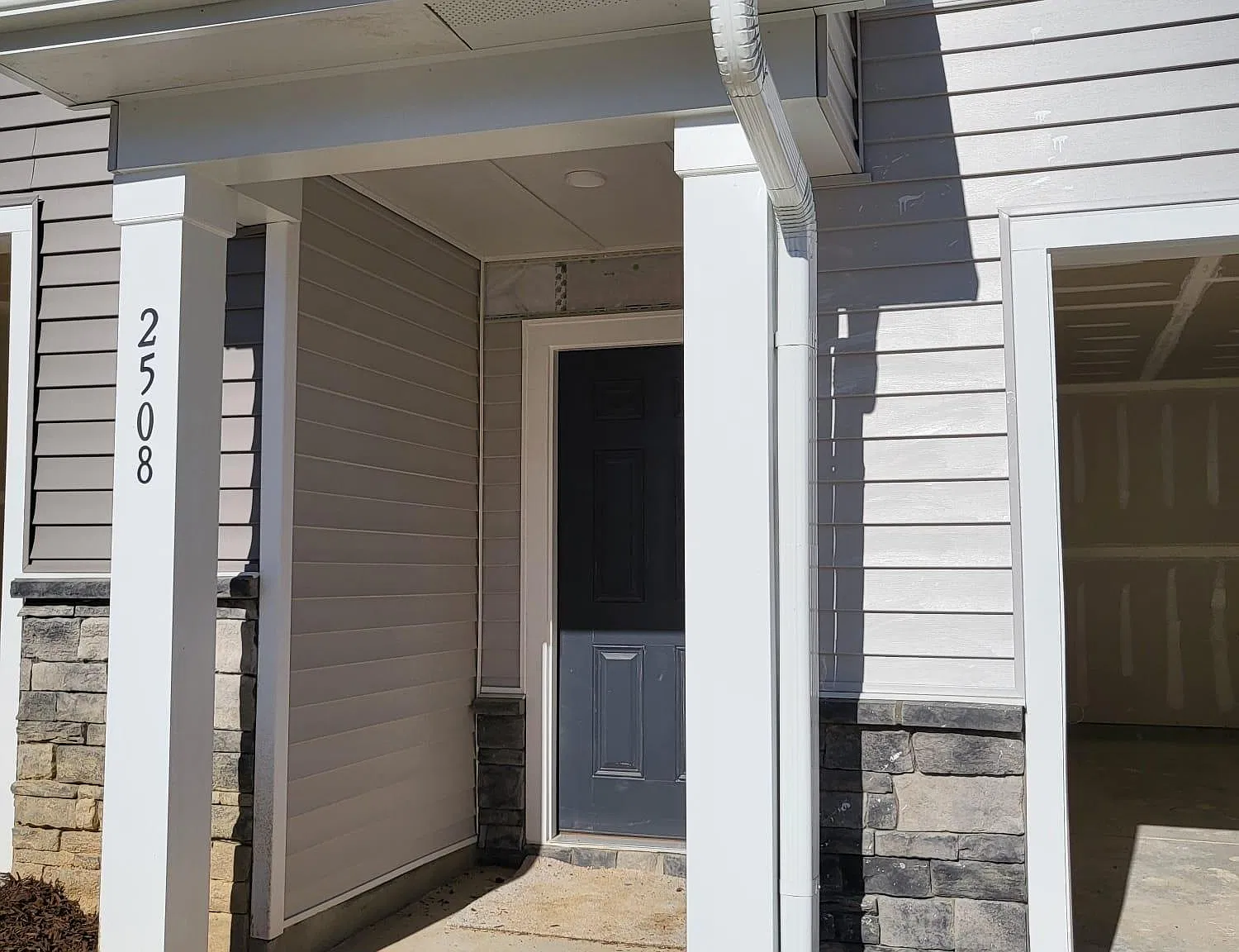 2508 Laurel Valley Way — Photo 1