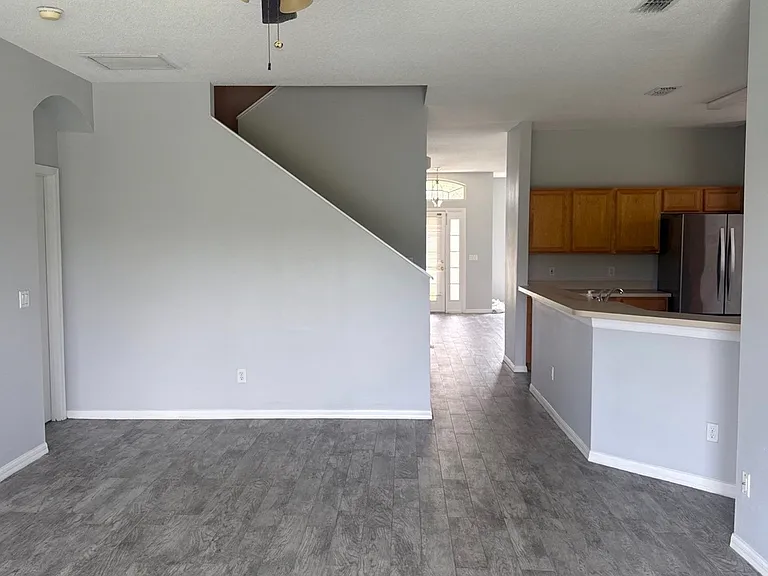 1003 Whispering Cypress Ln — Photo 5