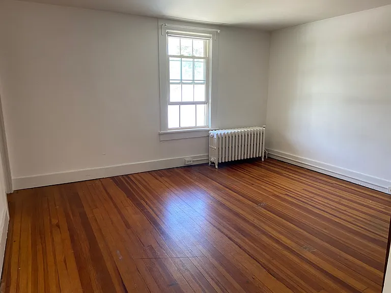 227 Warren St #2 — Photo 9