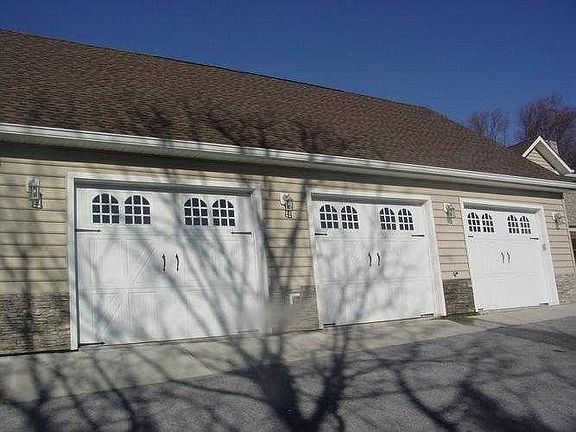 attached garage
