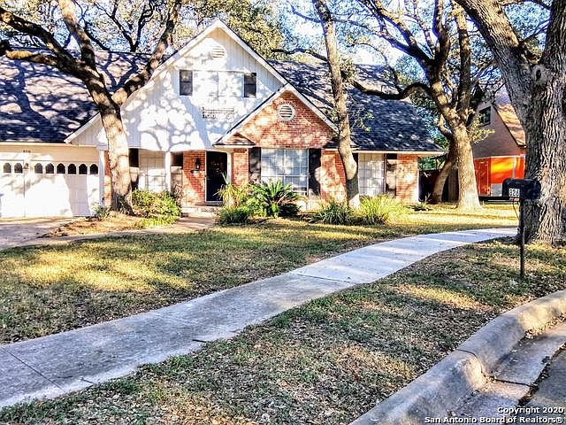 1st image of 826 Firefly Dr