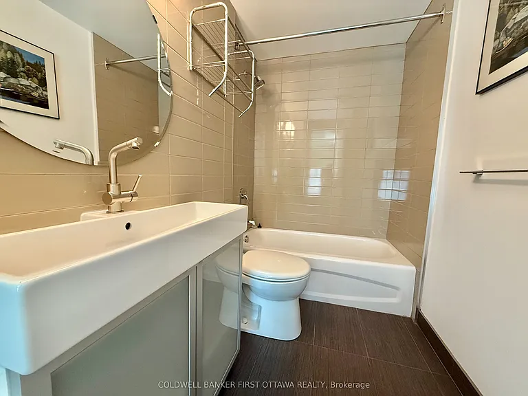 134 York St #1203 — Photo 18