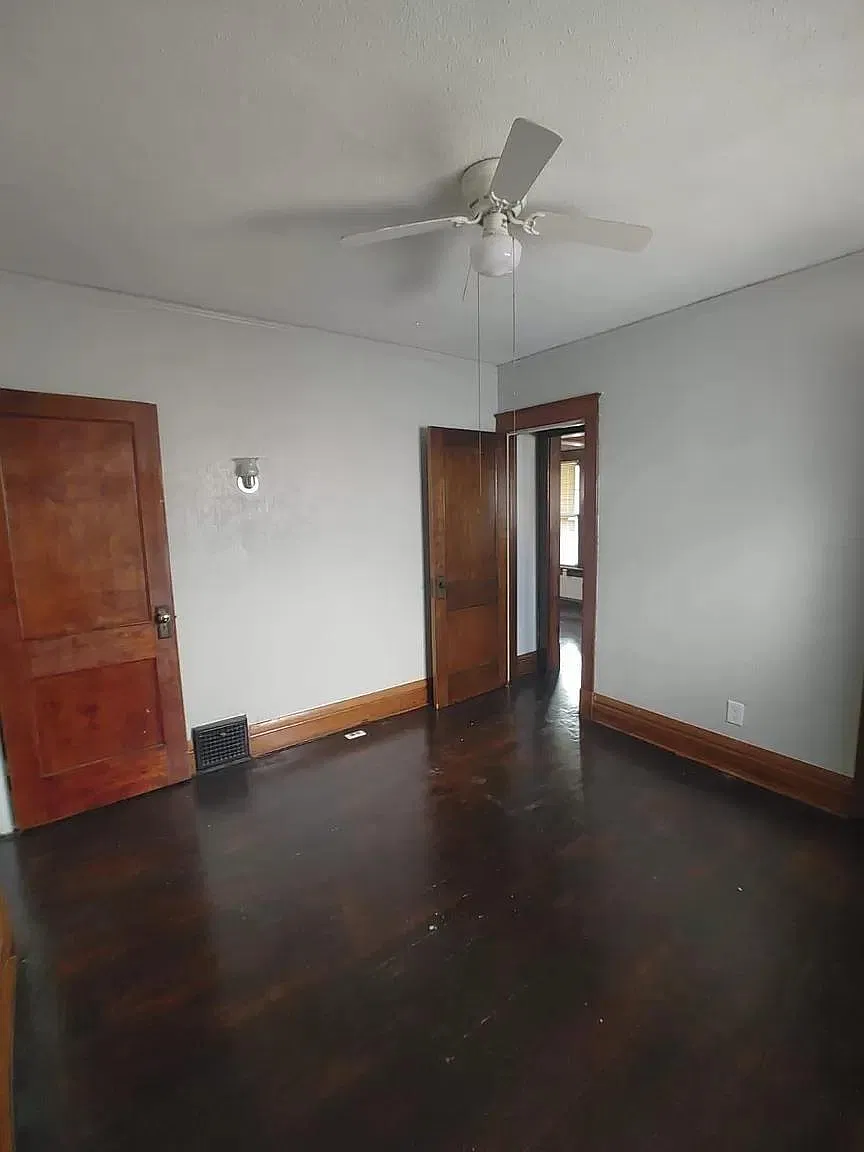 3 bed, 1654 sqft, $799 — Photo 2