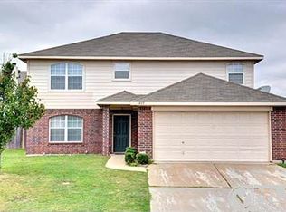 405 Centennial Pl, Crowley, TX 76036