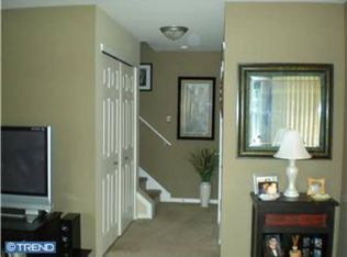 2102 Sanibel Cir, Palmyra, NJ 08065