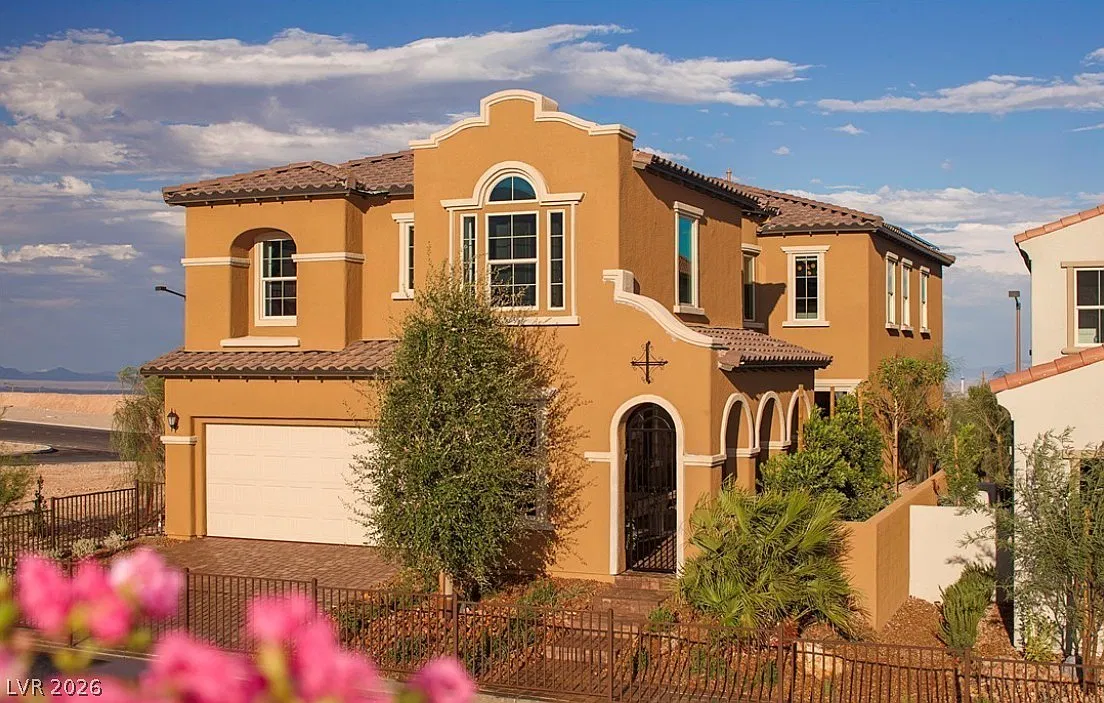 5 bed, 4.5 bath, 3463 sqft, $4,800 — Photo 1