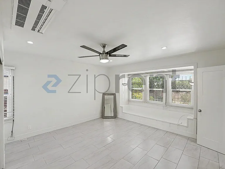 1067 W 83rd St — Photo 21
