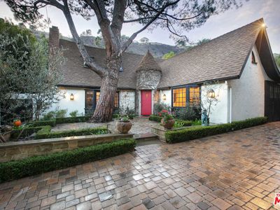 1757 Franklin Canyon Dr, Beverly Hills, CA, 90210