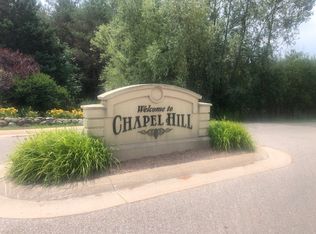 2288 Chapel Hill Dr, Petoskey, MI 49770