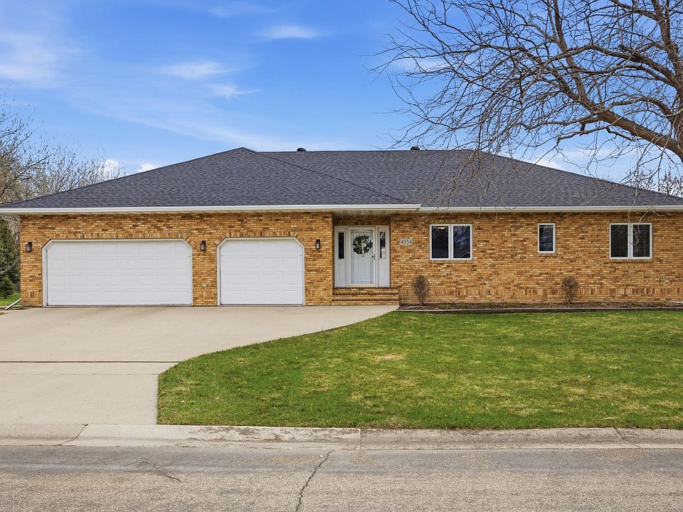 1st image of 4054 S Rivershore Dr
