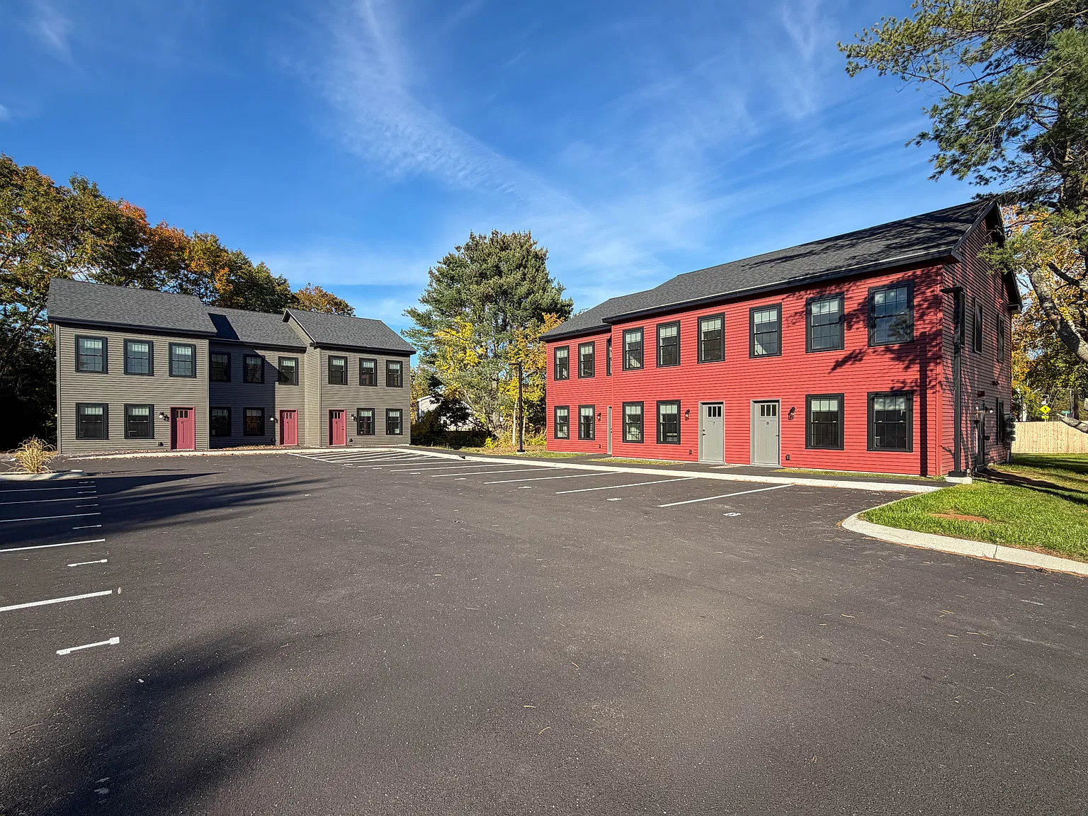 4 Highland Ave — Photo 1