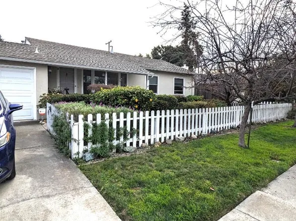 2240 Boxwood Dr, San Jose, CA 95128
